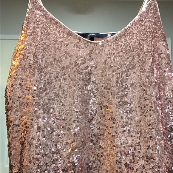 Black $rose sequin tops - Picture 2 of 4